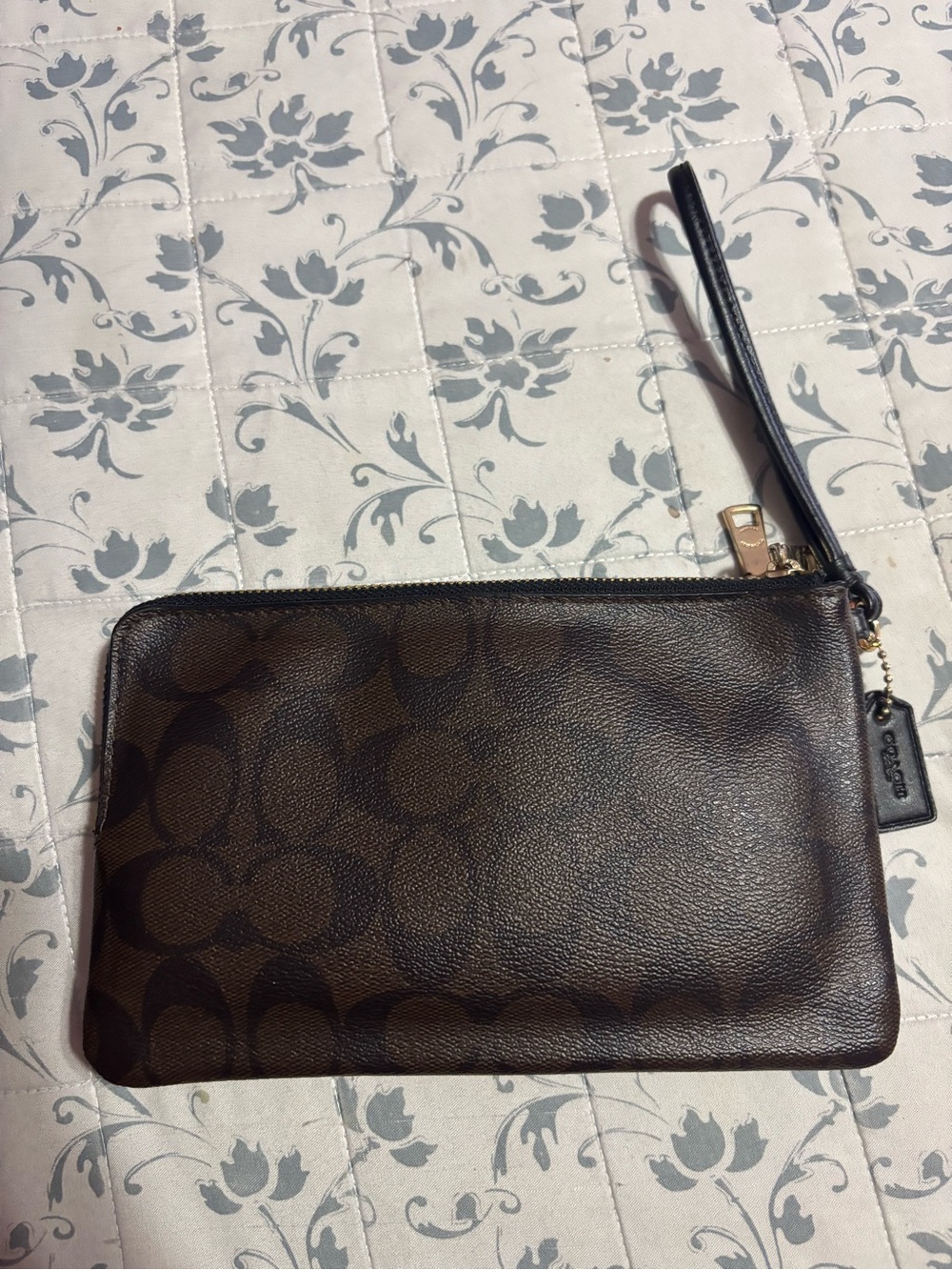 Authentic Coach Wallet - Picture 2 of 7